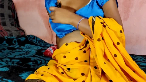 Homemade Indian bhabhi with huge tits gets down and dirty